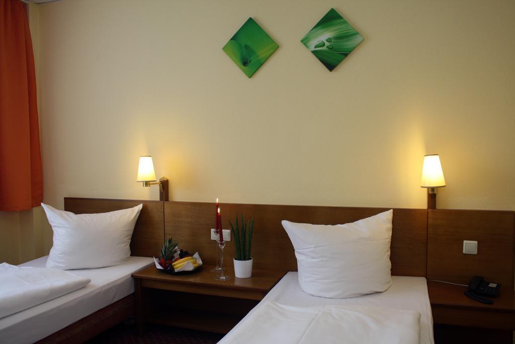 Quick Hotel Dresden West كيسيلسدورف المظهر الخارجي الصورة