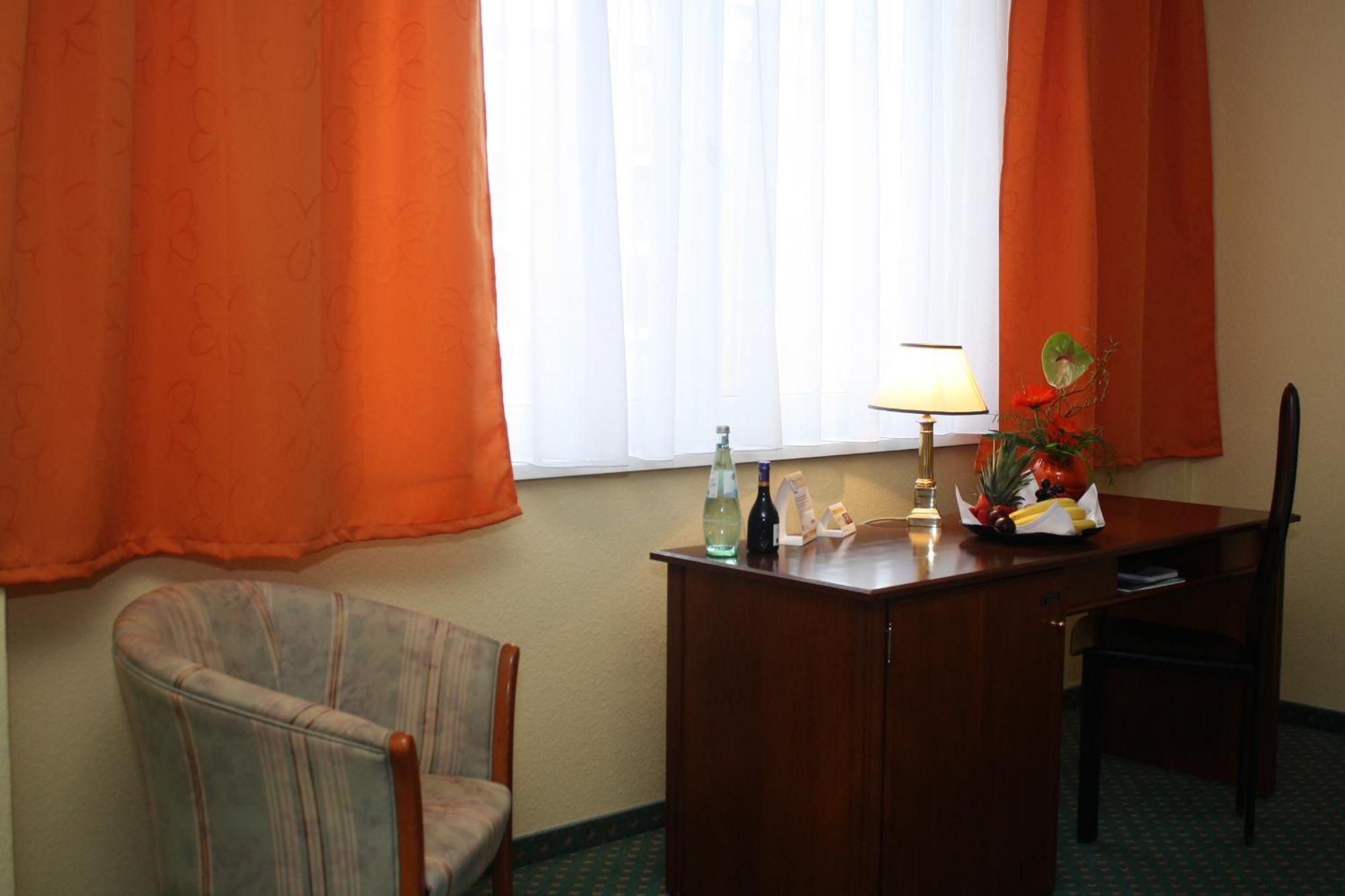 Quick Hotel Dresden West كيسيلسدورف المظهر الخارجي الصورة