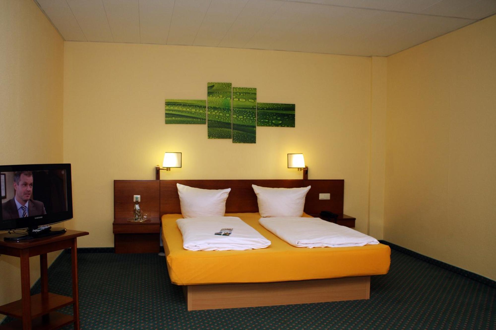 Quick Hotel Dresden West كيسيلسدورف المظهر الخارجي الصورة