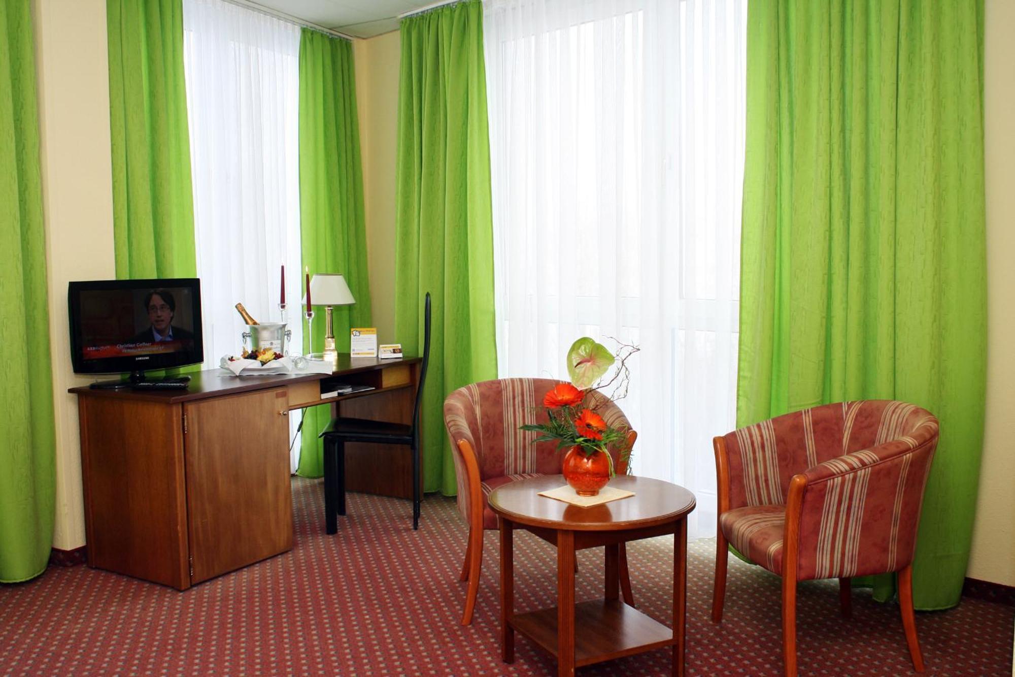 Quick Hotel Dresden West كيسيلسدورف المظهر الخارجي الصورة